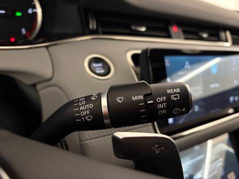 2023 Land Rover Range Rover Evoque — sličica 26