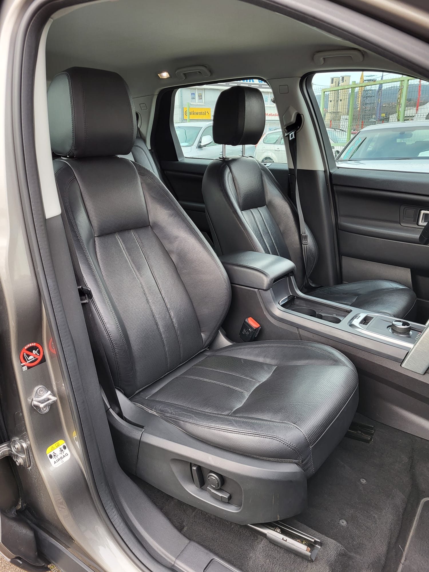 2017 Land Rover Rover — fotografija 12