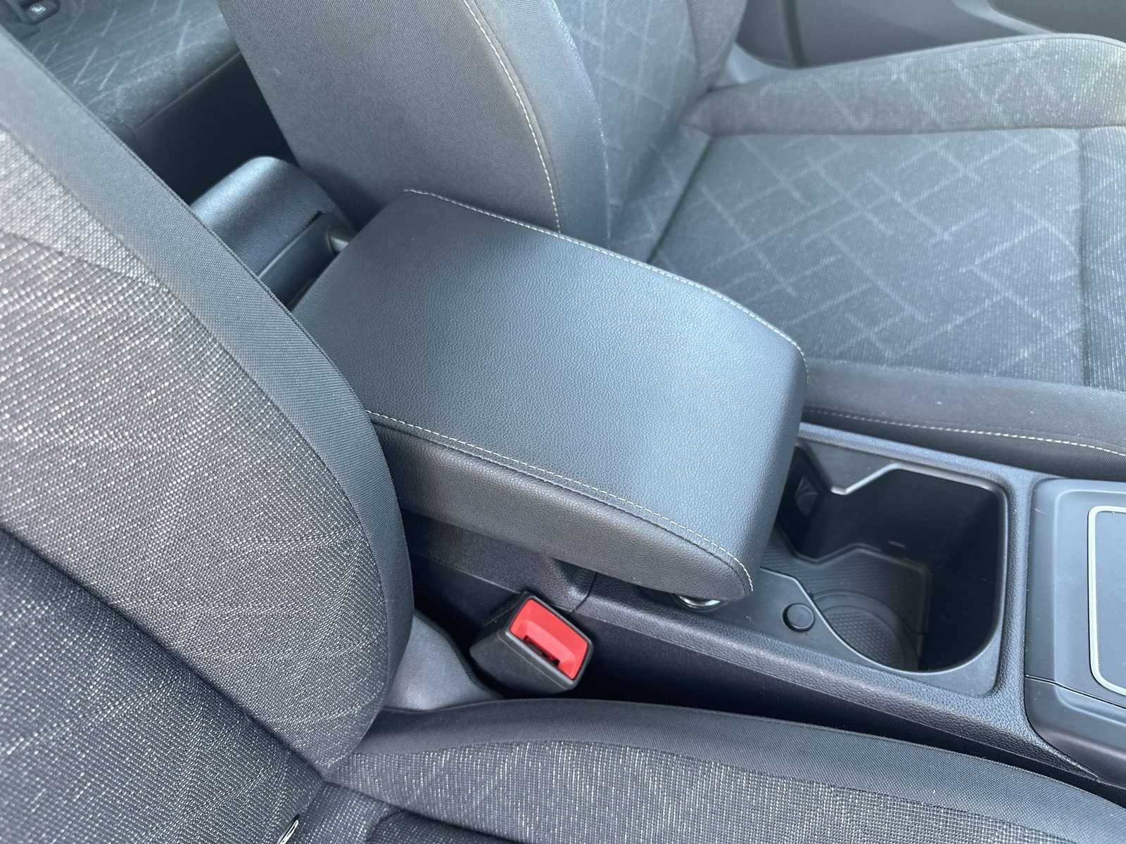 2023 Volkswagen Golf — fotografija 25
