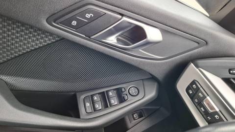 2023 BMW Serija 1 — sličica 19