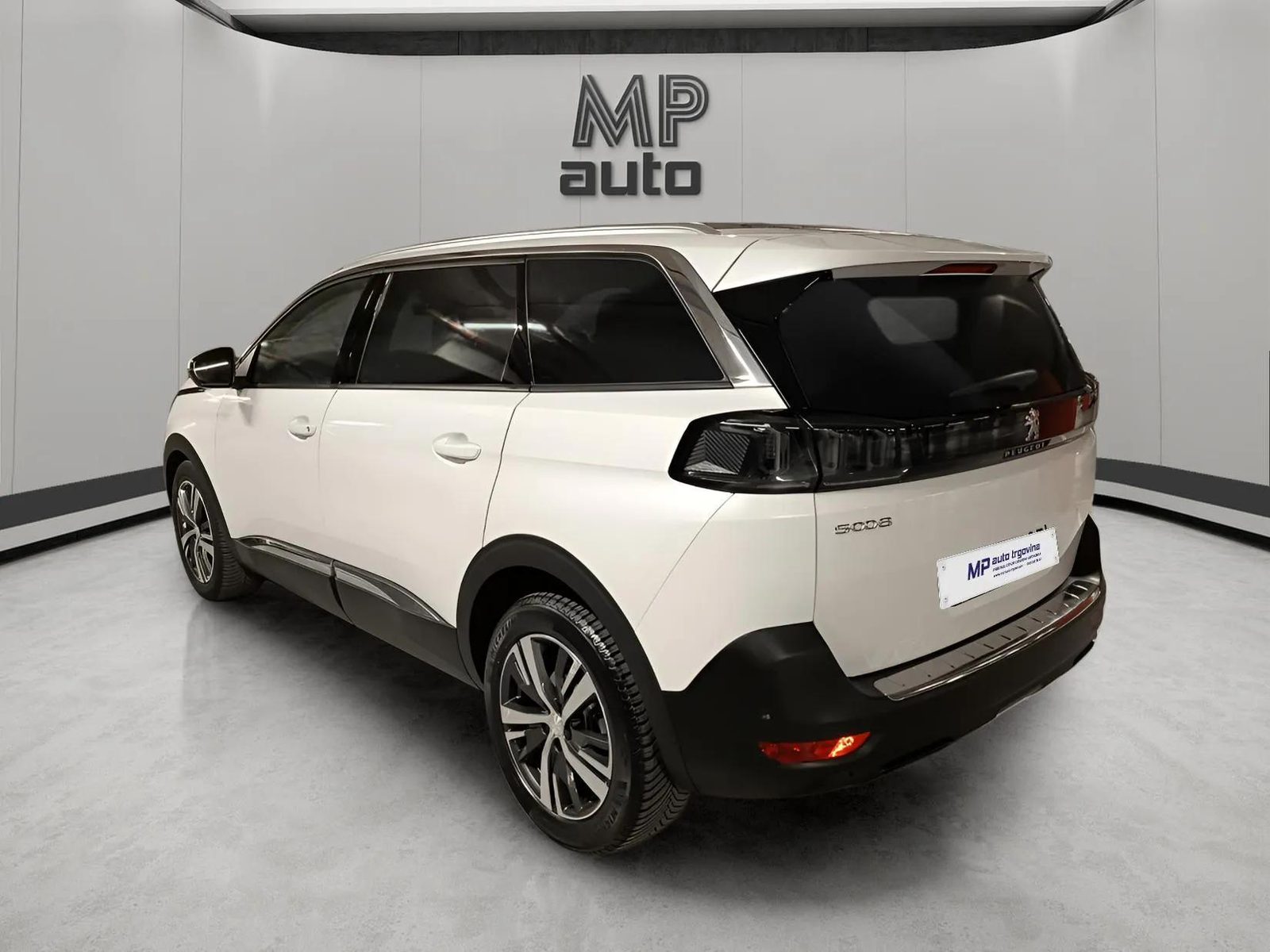 2021 Peugeot 5008 — fotografija 24