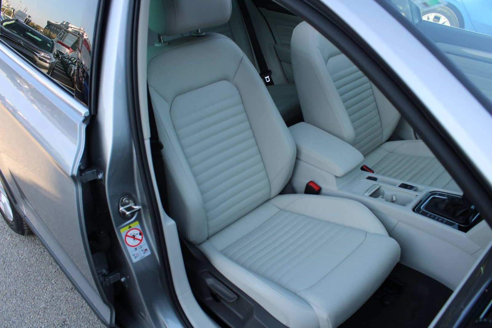 2023 Volkswagen Passat Variant — fotografija 12