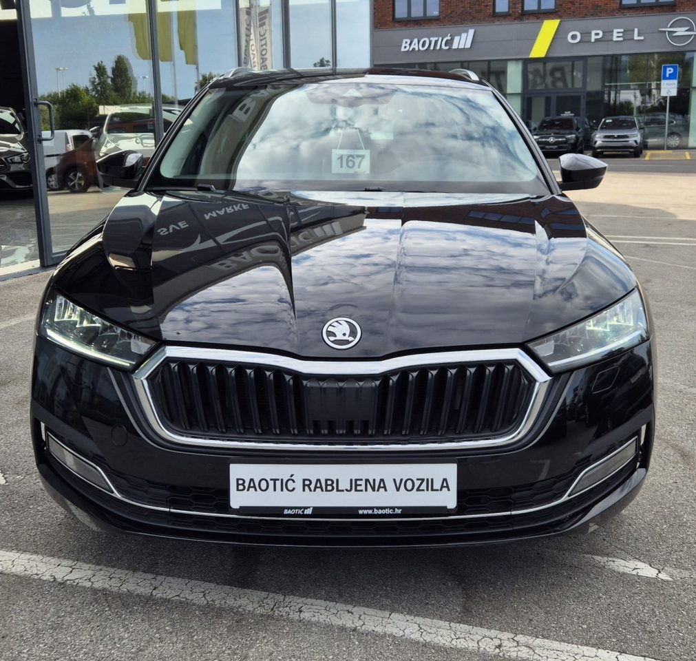 2020 Škoda Octavia Combi — fotografija 3