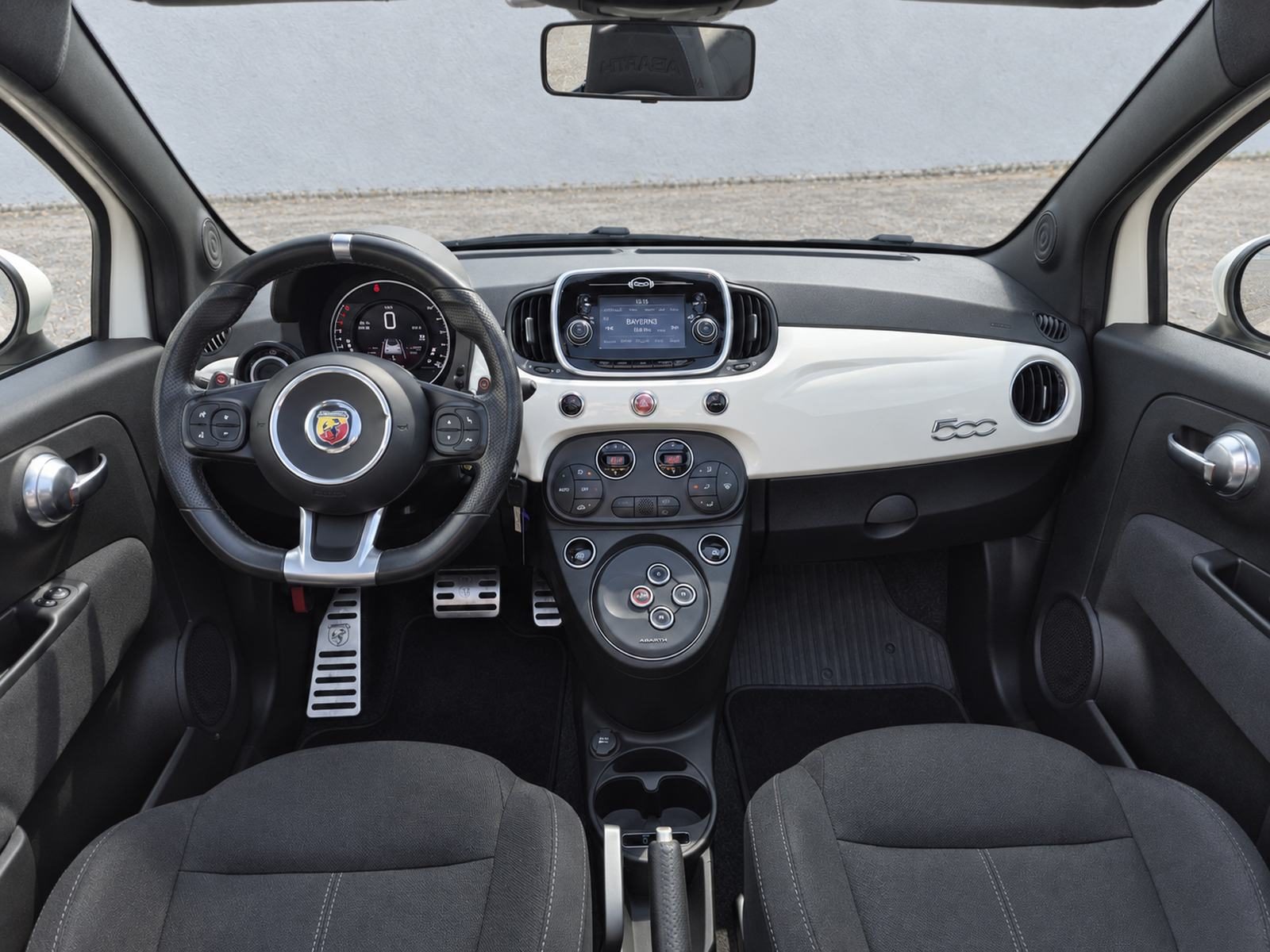 2018 Fiat 500 — fotografija 12