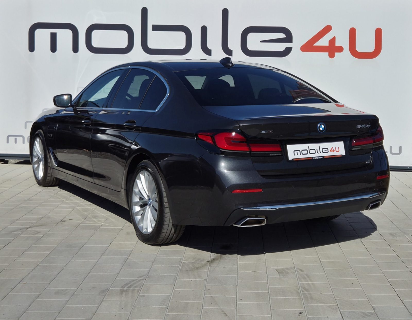 2022 BMW Serija 5 — fotografija 3