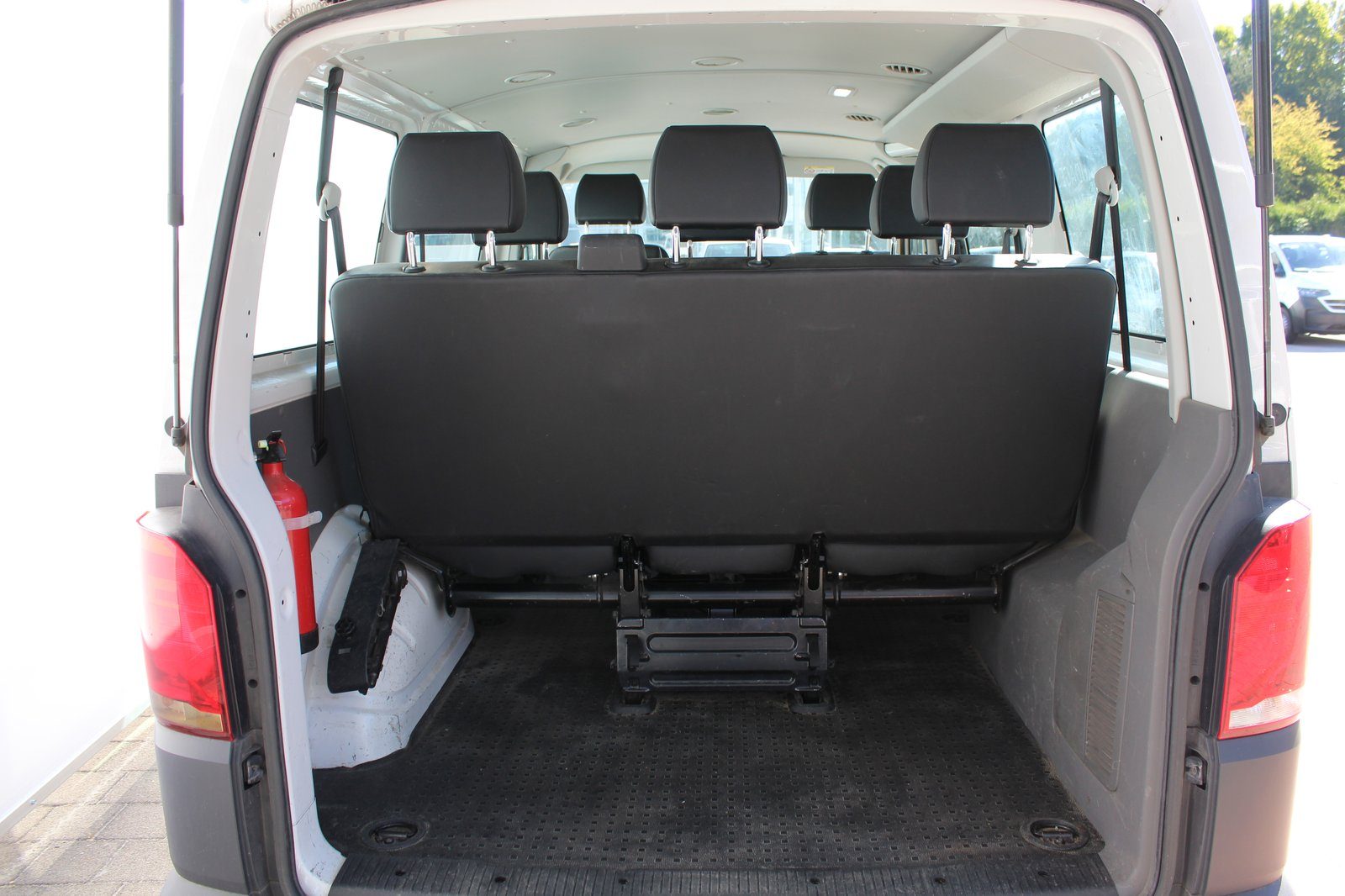 2022 Volkswagen Kombi — fotografija 13
