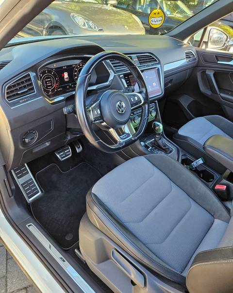 2018 Volkswagen Tiguan R-Line — sličica 10
