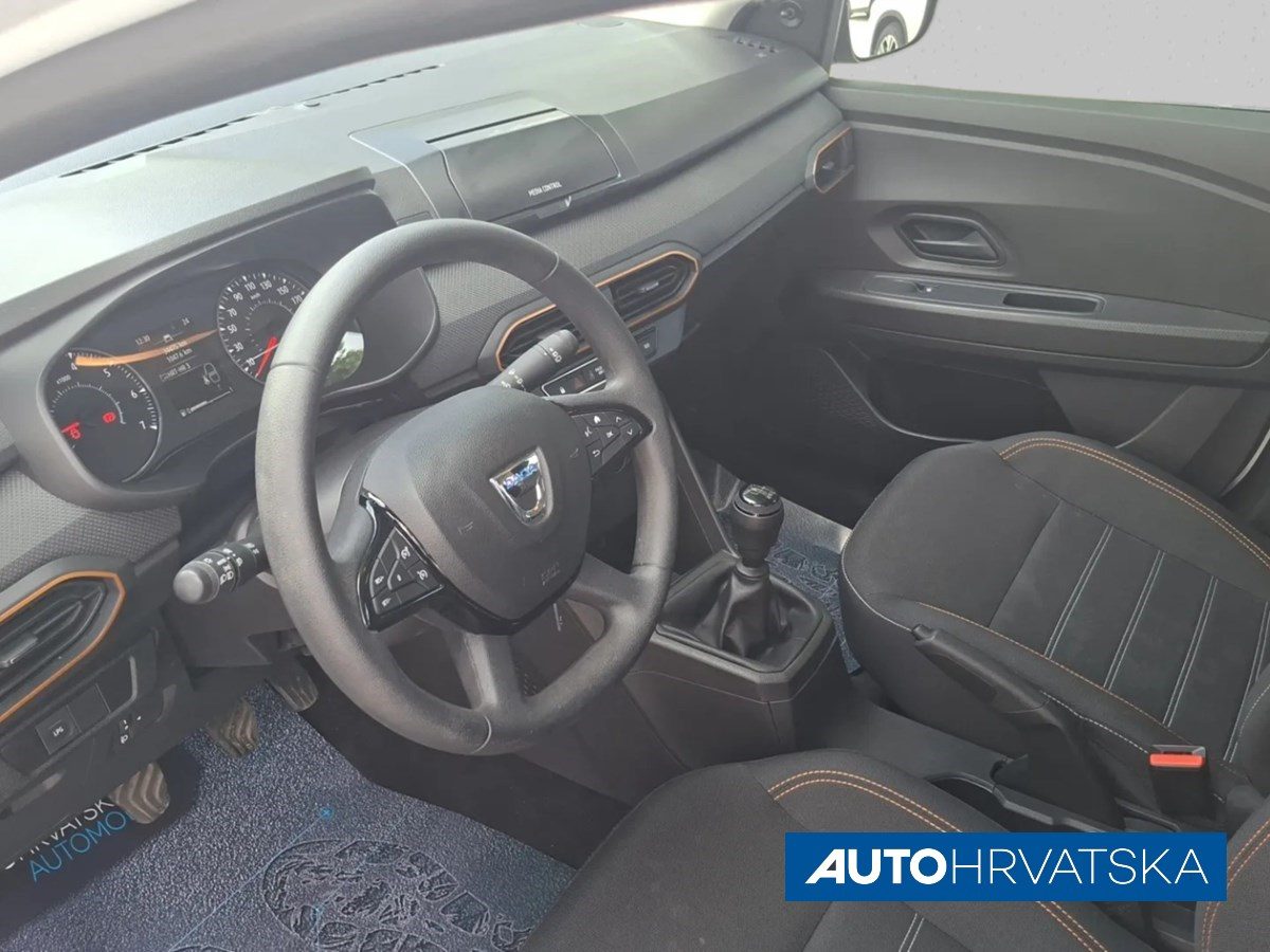 2022 Dacia Sandero — fotografija 9