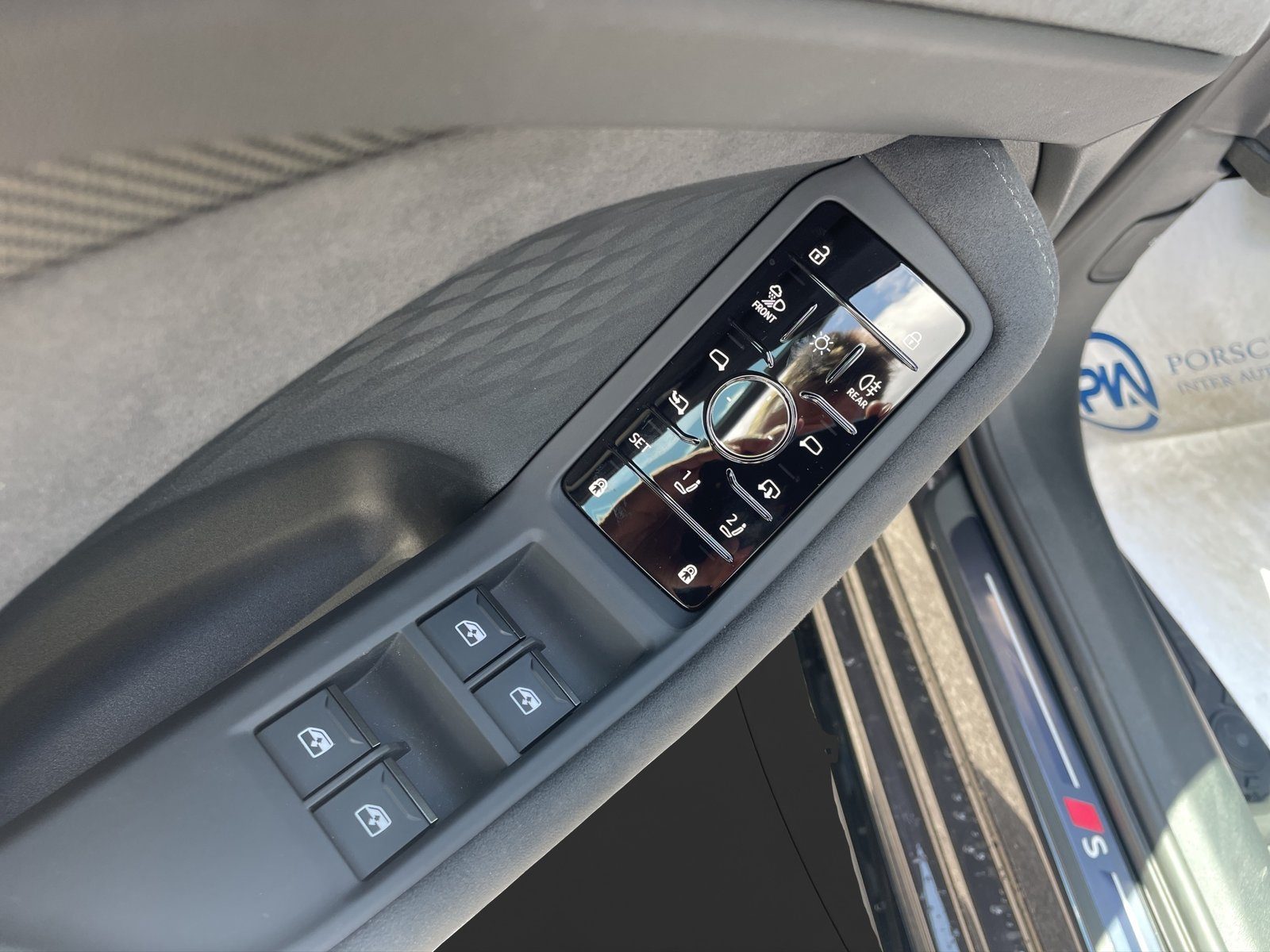 2025 Audi A6 Avant S line — fotografija 22