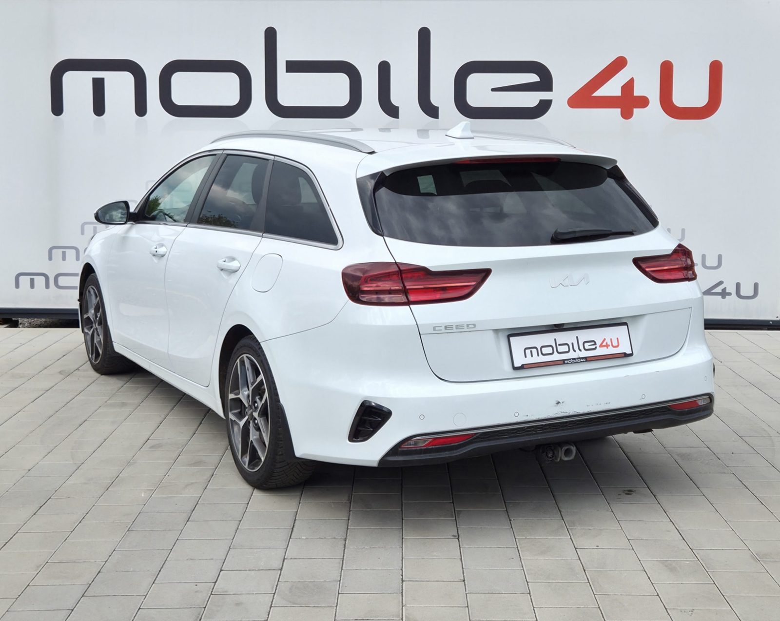 2023 Kia Ceed (cee'd) Sportswagon — fotografija 3