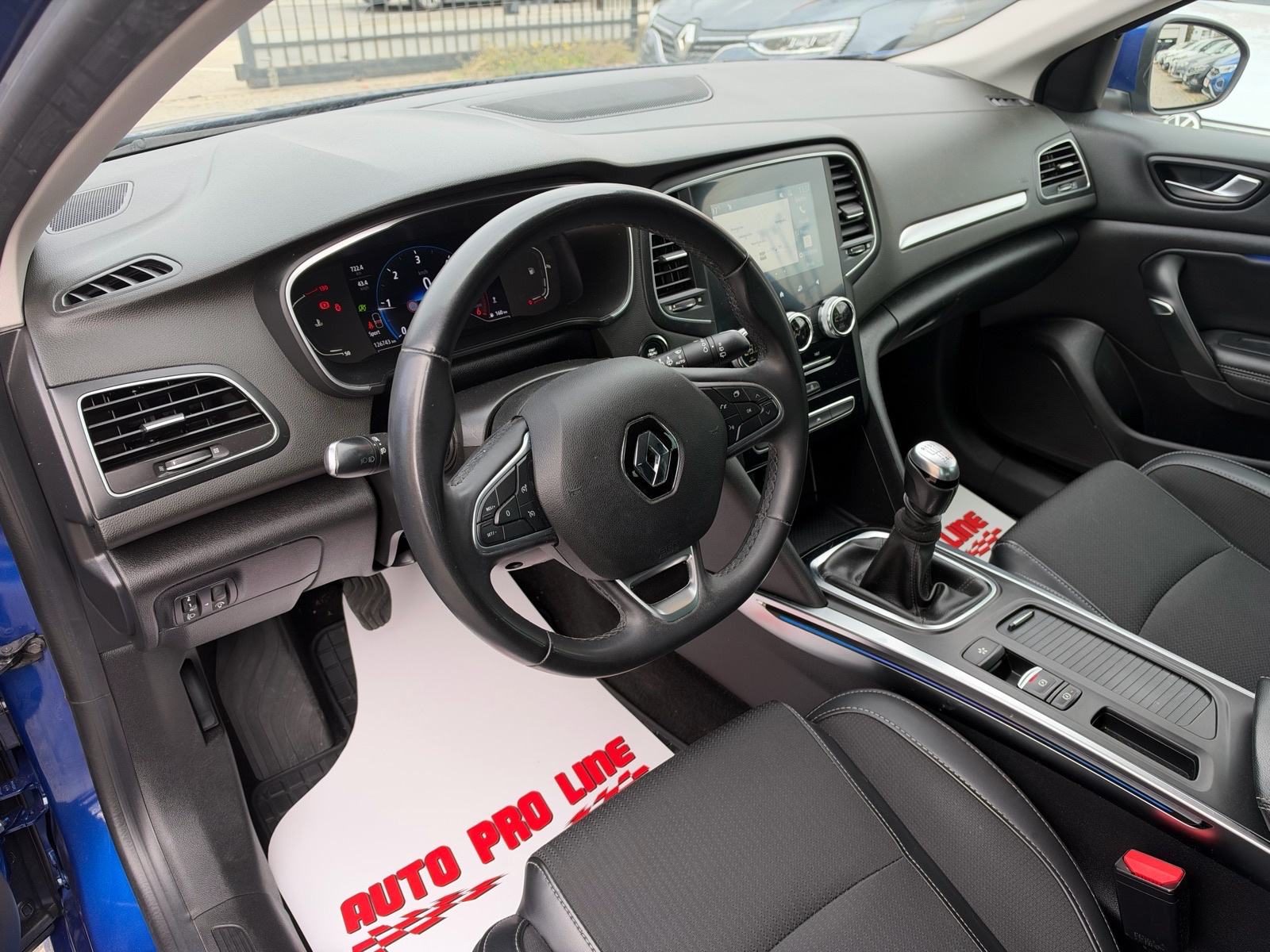 2022 Renault Megane — fotografija 9