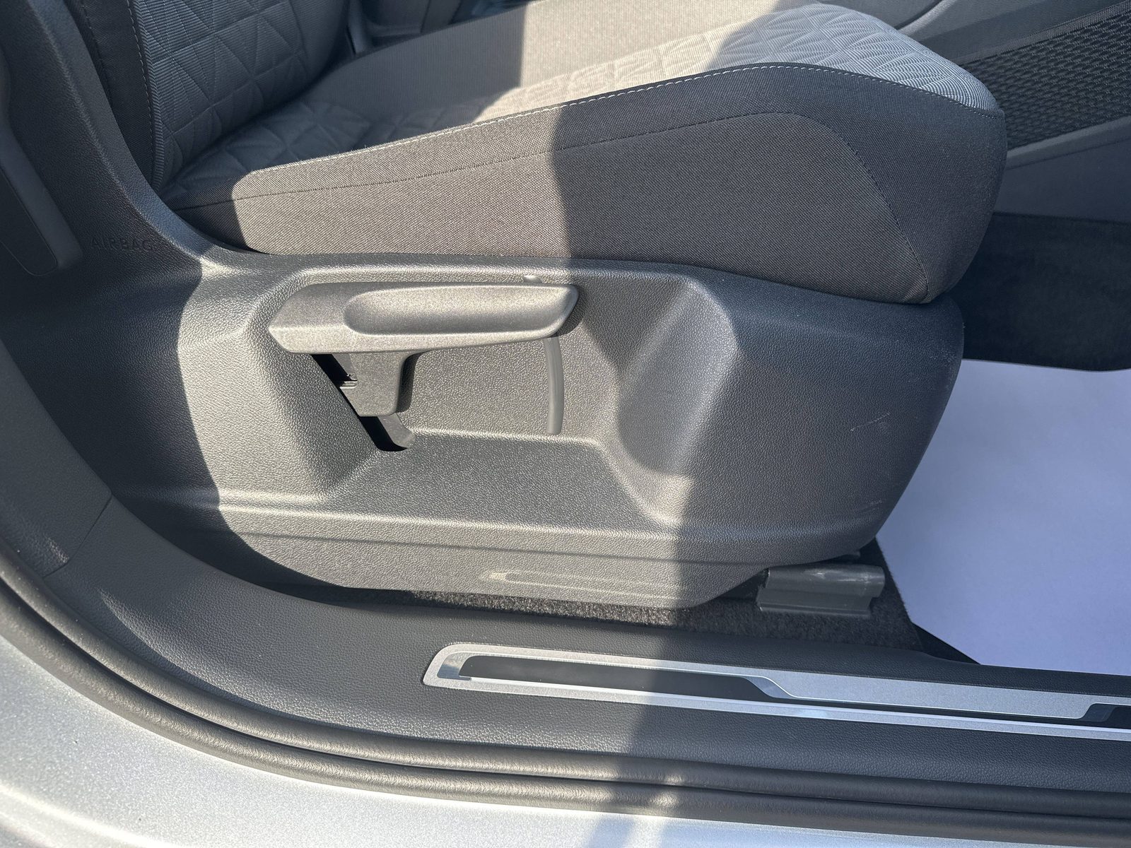 2023 Volkswagen Tiguan — fotografija 25