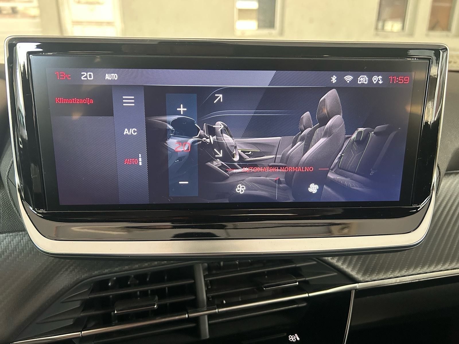 2024 Peugeot 2008 — fotografija 24