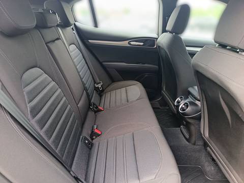 2024 Alfa Romeo Stelvio — sličica 20
