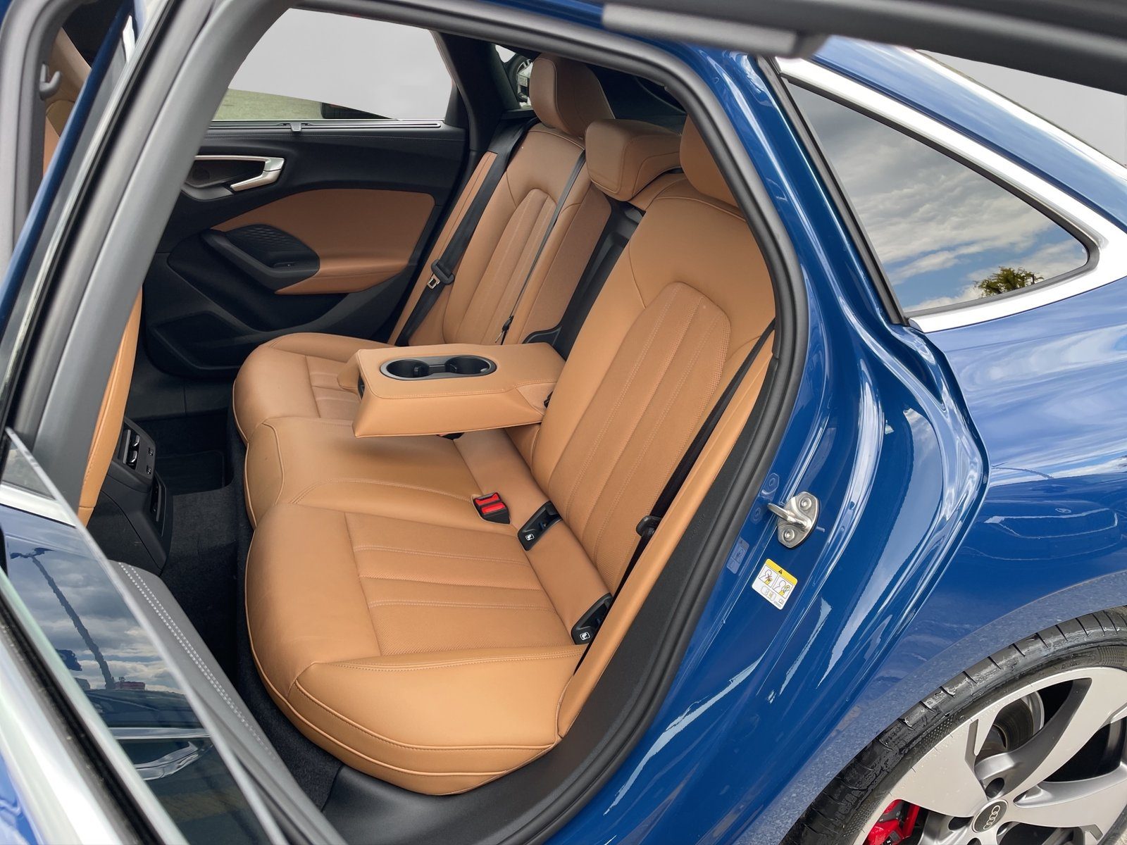 2024 Audi A5 S line — fotografija 10