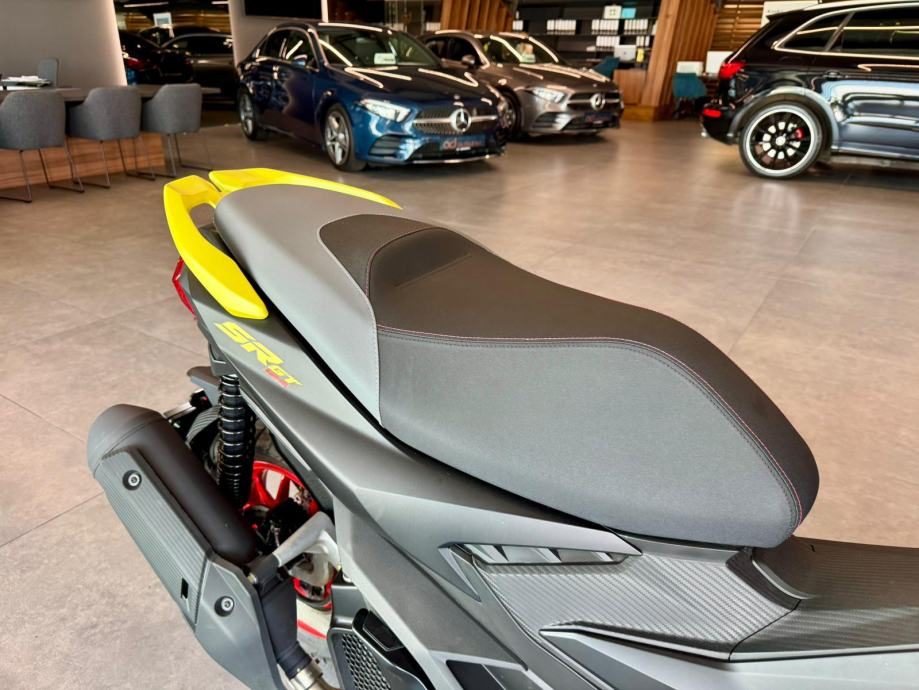 2025 Aprilia SR GT 125 — fotografija 12