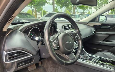 2018 Jaguar XE — sličica 11