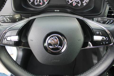 2021 Škoda Karoq — sličica 16