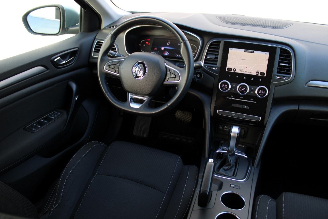 2021 Renault Megane Grandtour — fotografija 10
