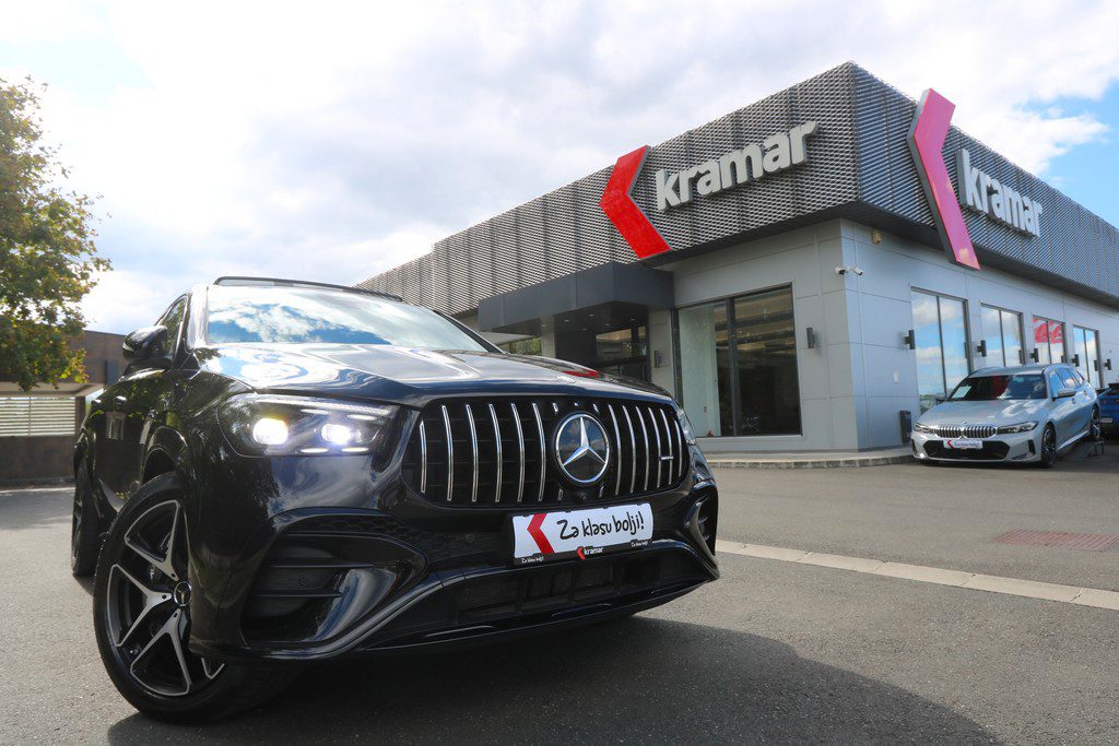 2025 Mercedes-Benz GLE AMG Line — fotografija 20