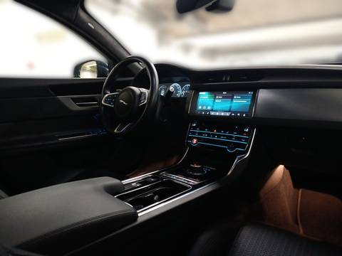 2021 Jaguar XF — sličica 19