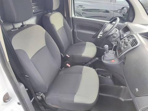 2017 Renault Kangoo — sličica 9