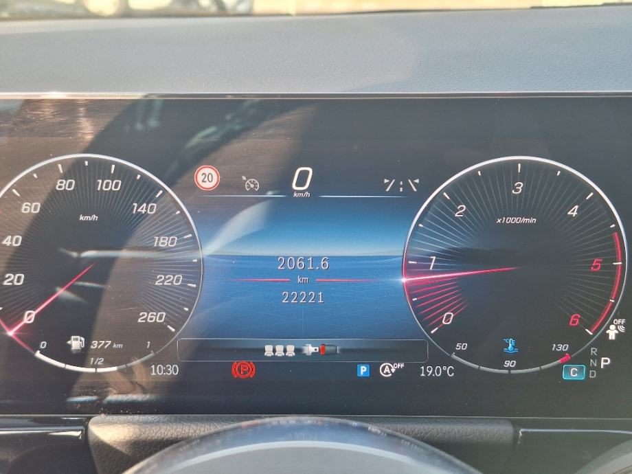 2025 Mercedes-Benz GLA Progressive — fotografija 13