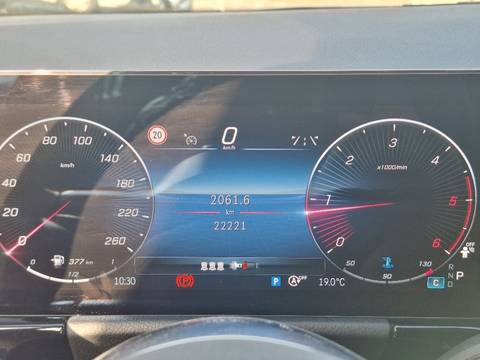 2025 Mercedes-Benz GLA Progressive — sličica 13