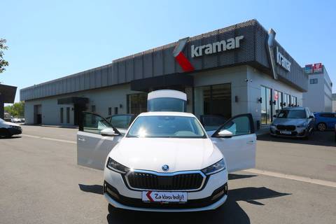 2022 Škoda Octavia — sličica 13