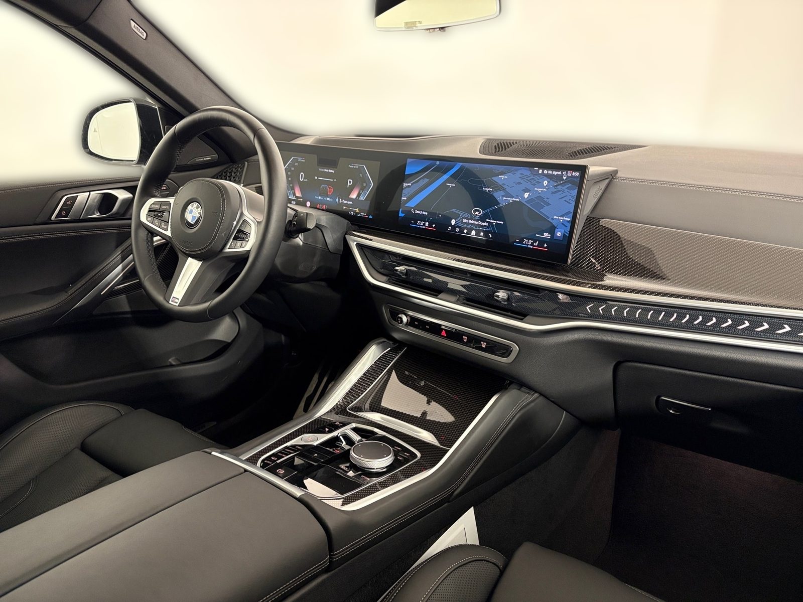 2025 BMW X6 — fotografija 24