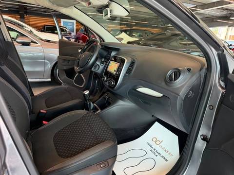 2019 Renault Captur — sličica 20