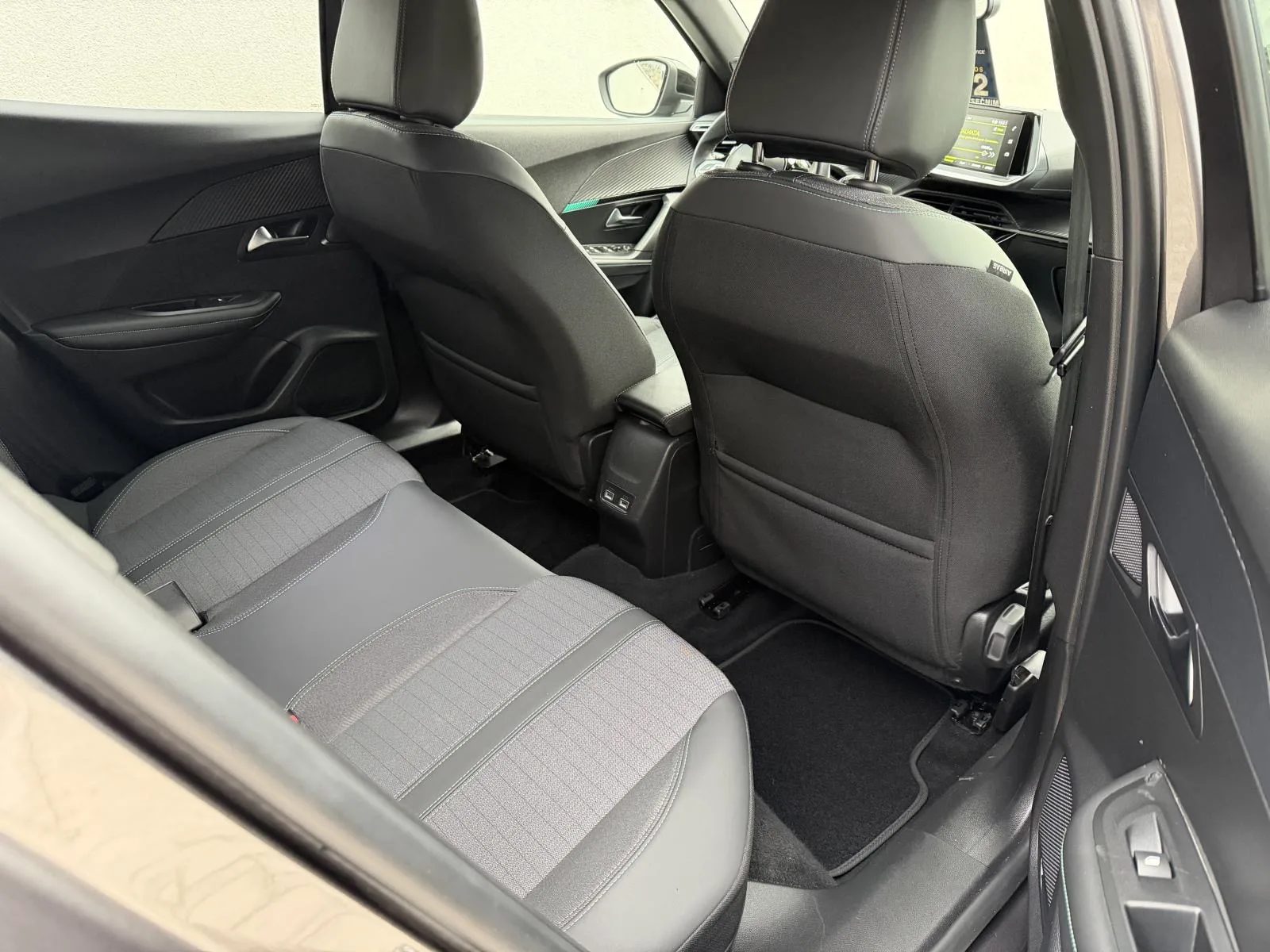 2023 Peugeot 2008 — fotografija 27