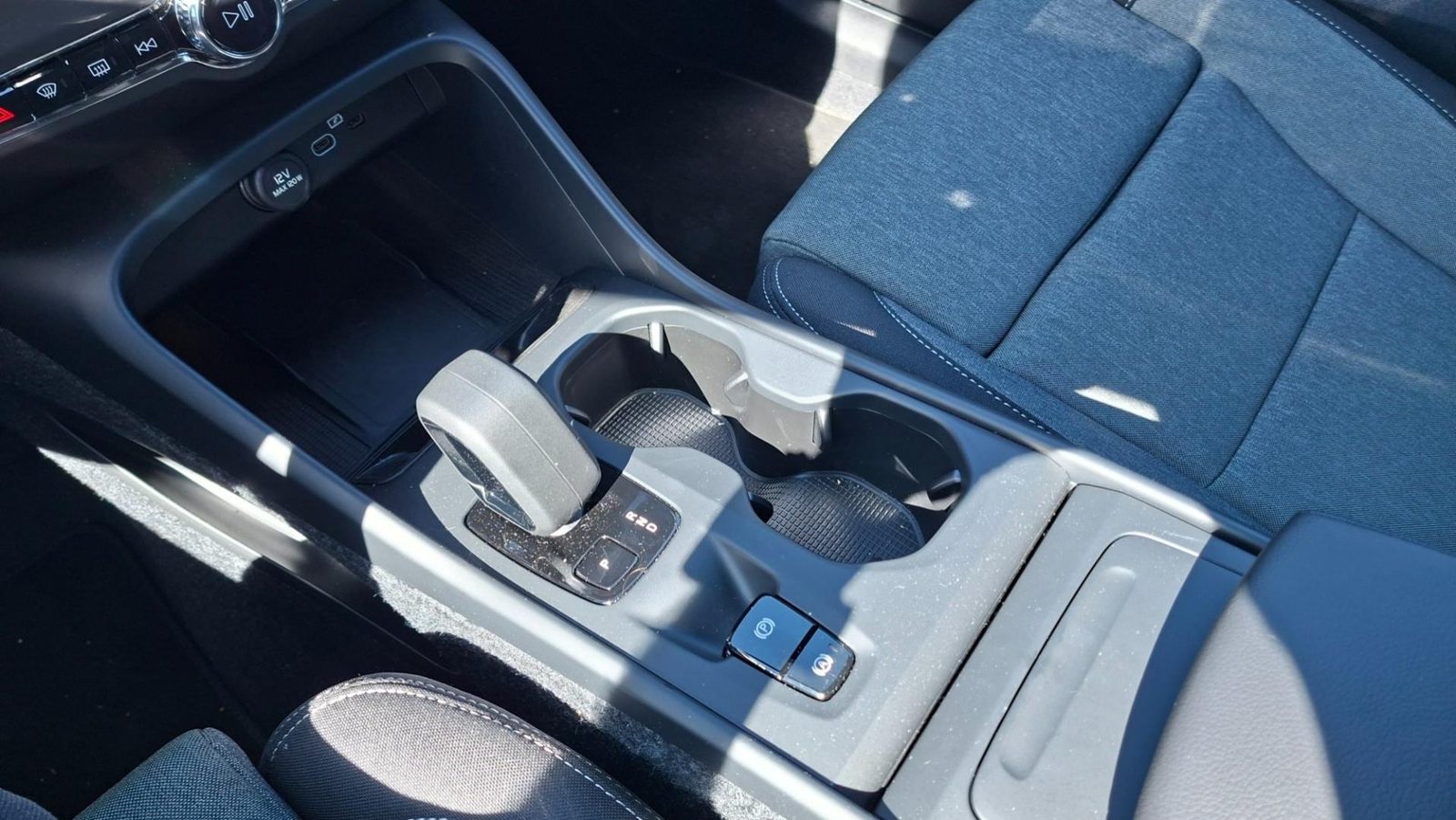 2026 Volvo XC40 — fotografija 17
