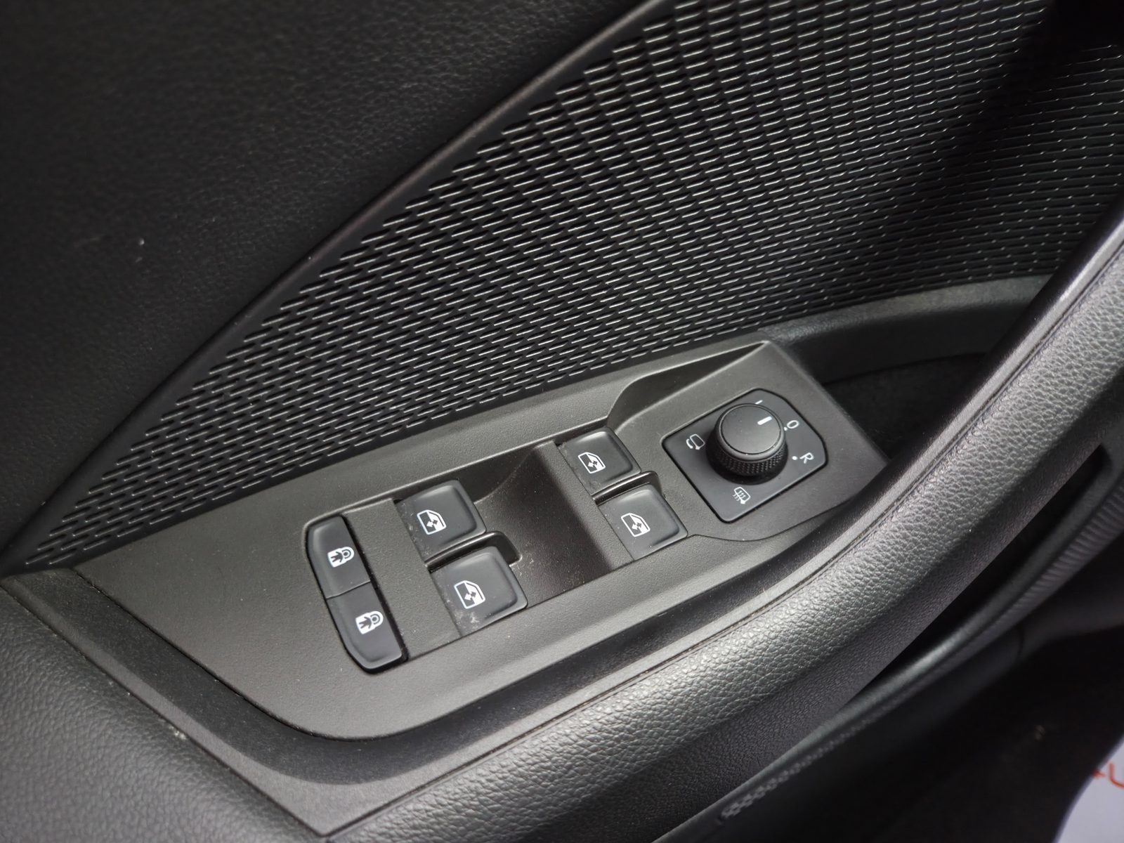 2023 Škoda Octavia — fotografija 15