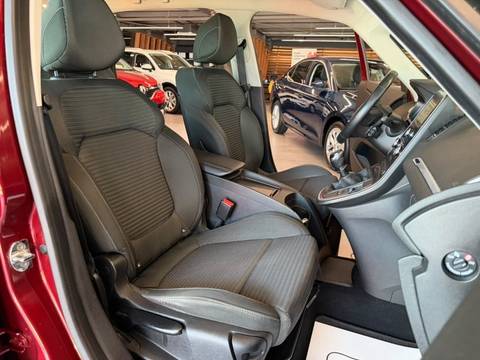 2020 Renault Grand Scenic — sličica 24