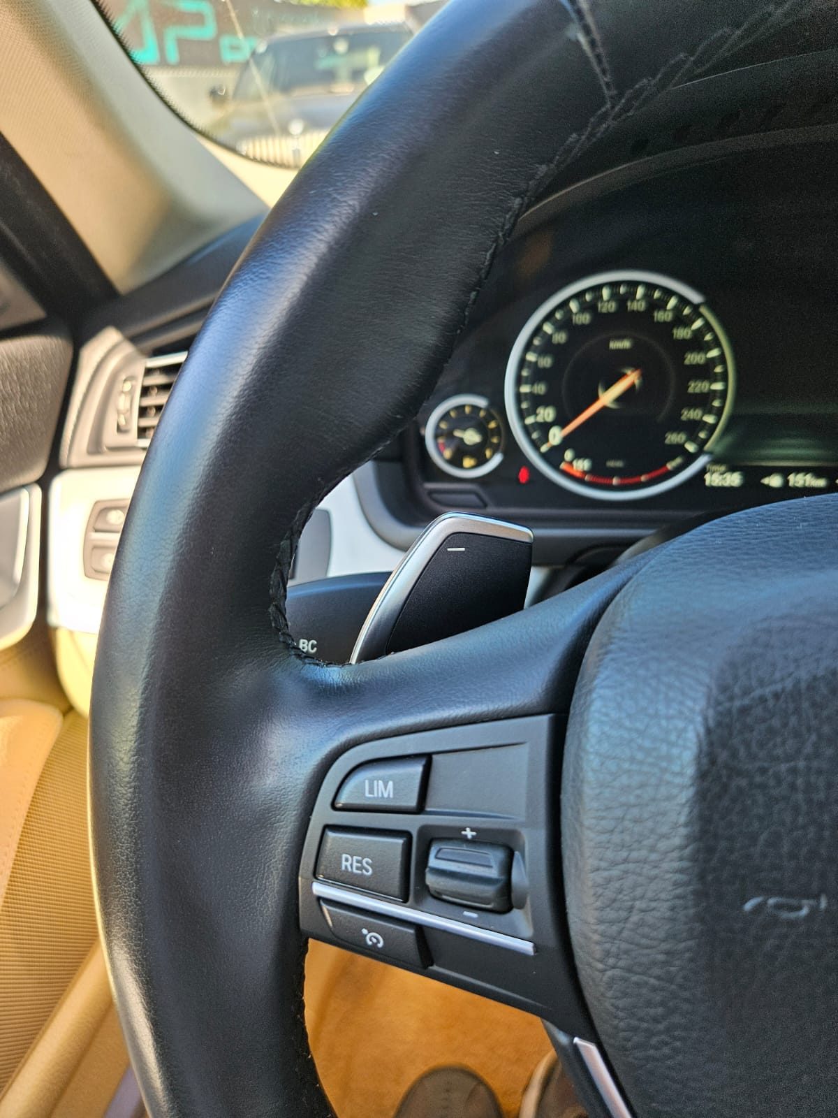 2013 BMW Serija 5 — fotografija 17