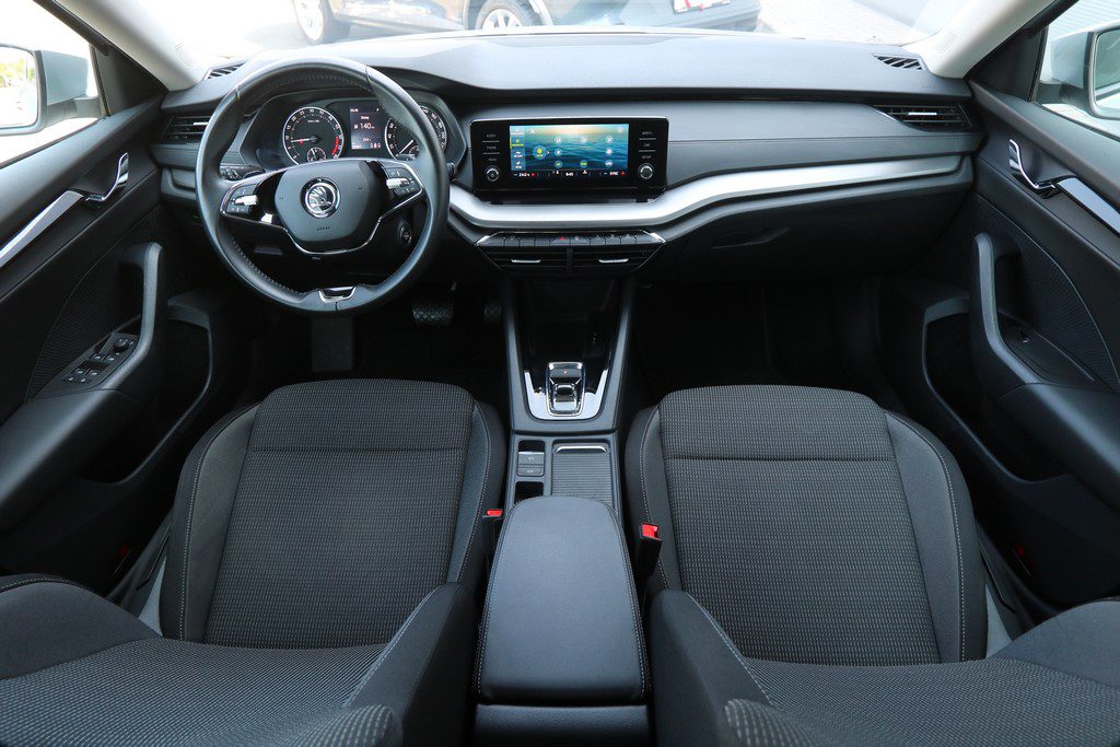 2021 Škoda Octavia — fotografija 5