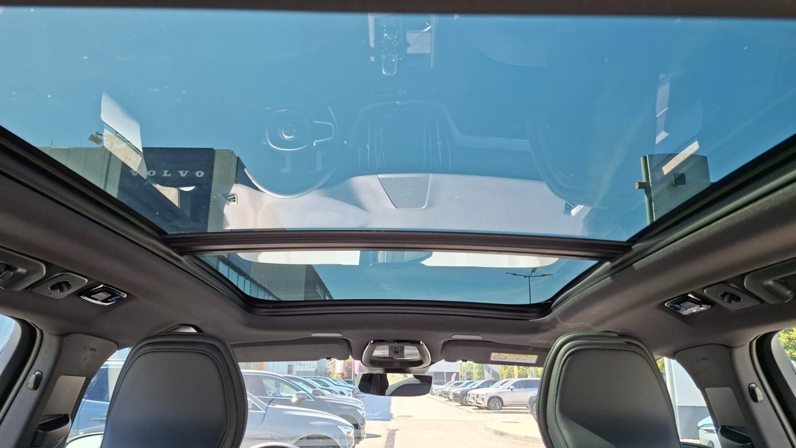 2023 Volvo XC60 — fotografija 23