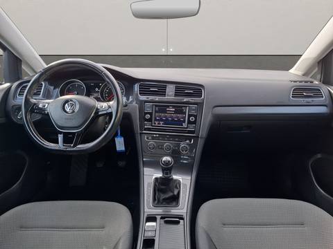 2019 Volkswagen Golf — sličica 9