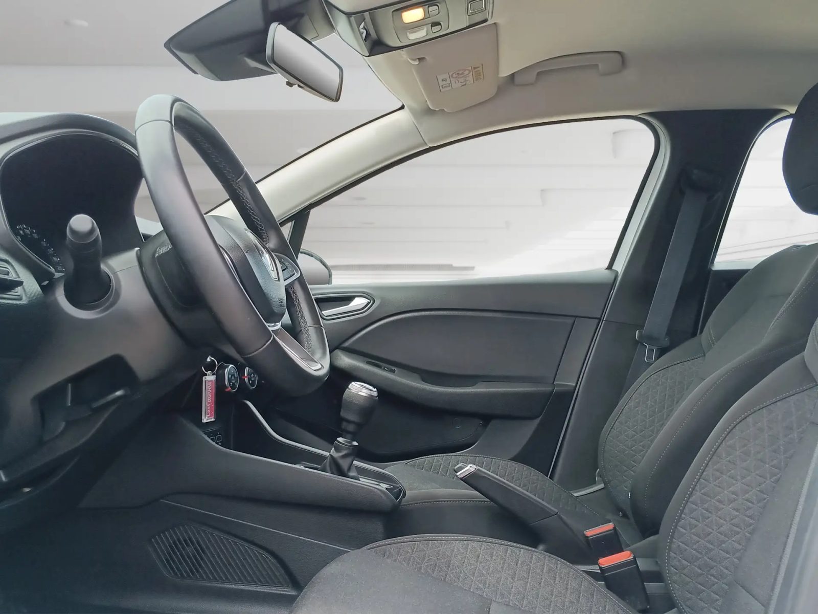 2023 Renault Clio — fotografija 9