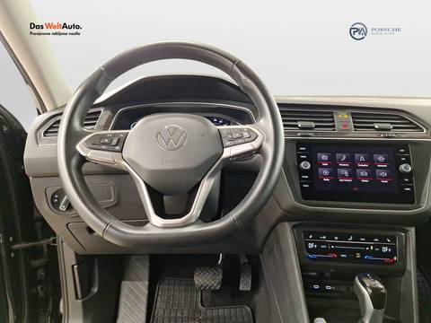 2023 Volkswagen Tiguan Allspace — sličica 11