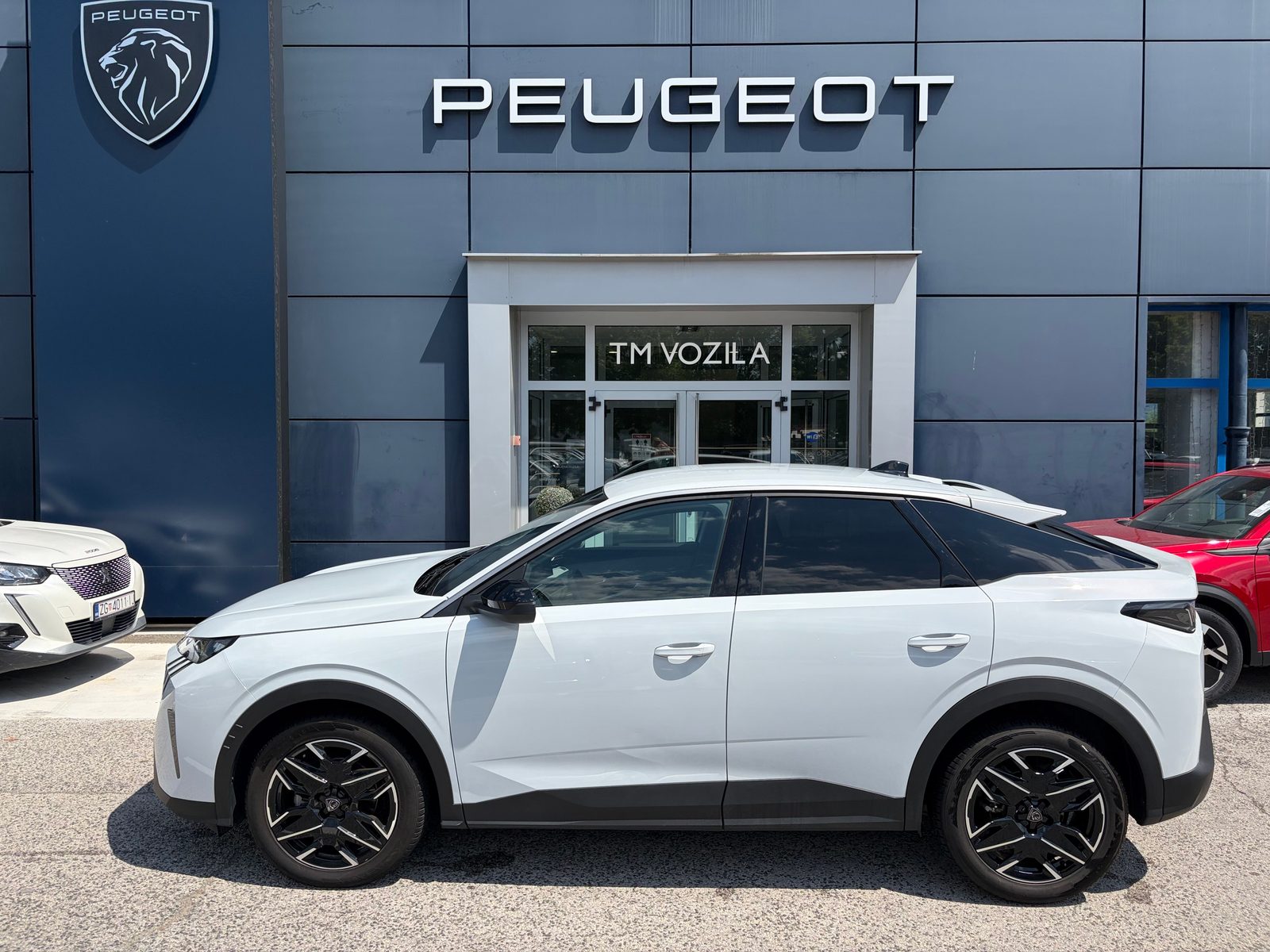 2025 Peugeot 3008 — fotografija 3