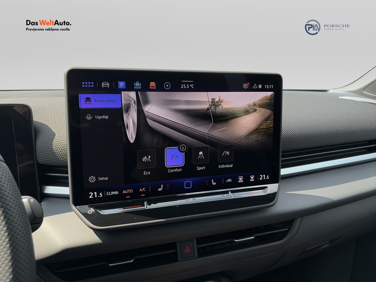 2026 Volkswagen T-Roc R-Line — fotografija 18