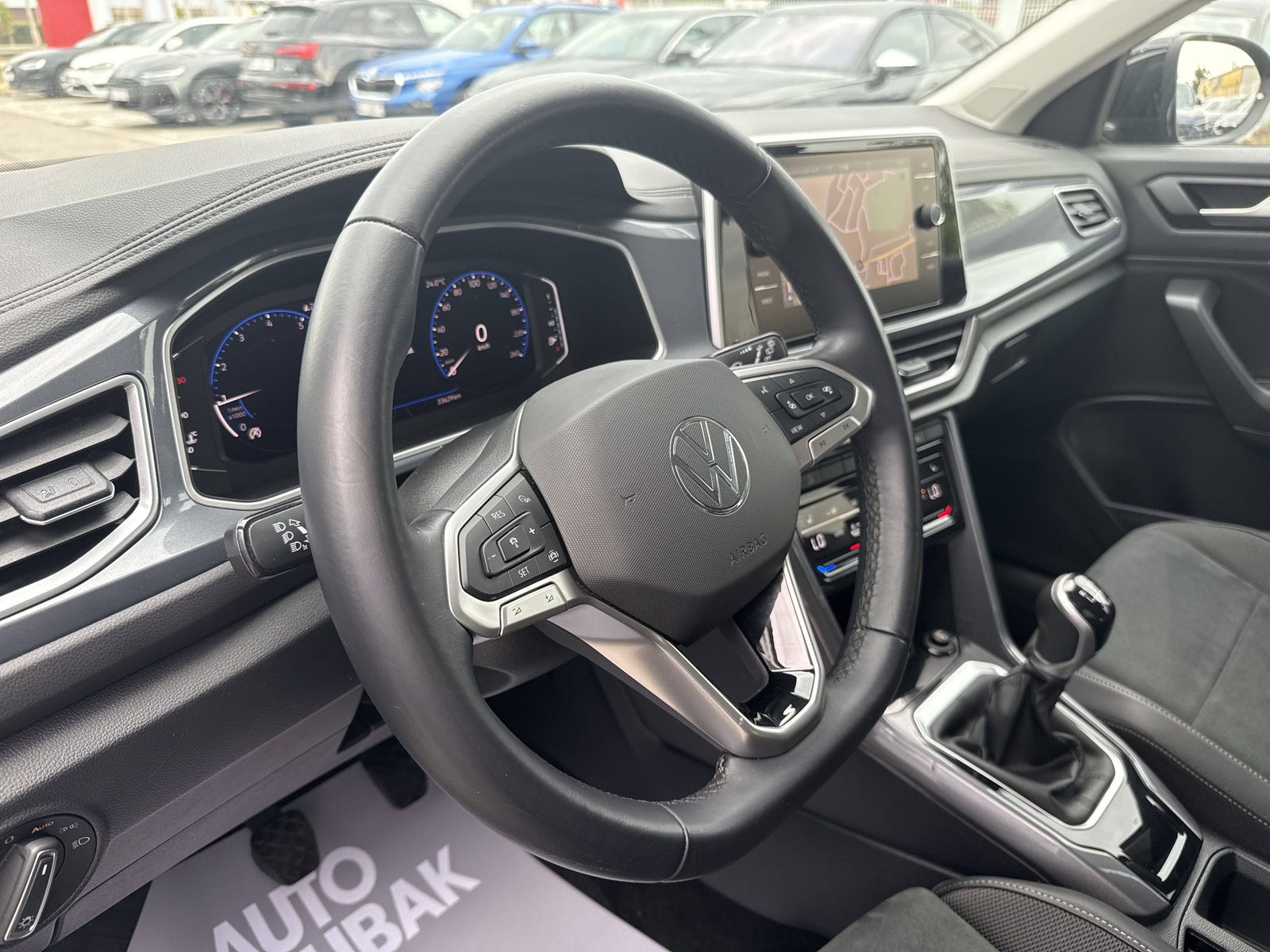 2023 Volkswagen T-Roc — fotografija 26