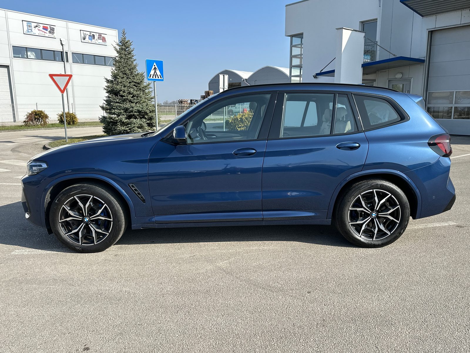 2021 BMW BMW — fotografija 5