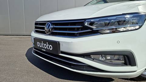 2021 Volkswagen Passat — sličica 29