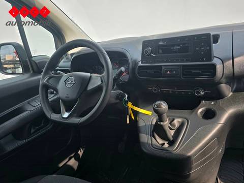 2021 Opel Combo — sličica 8