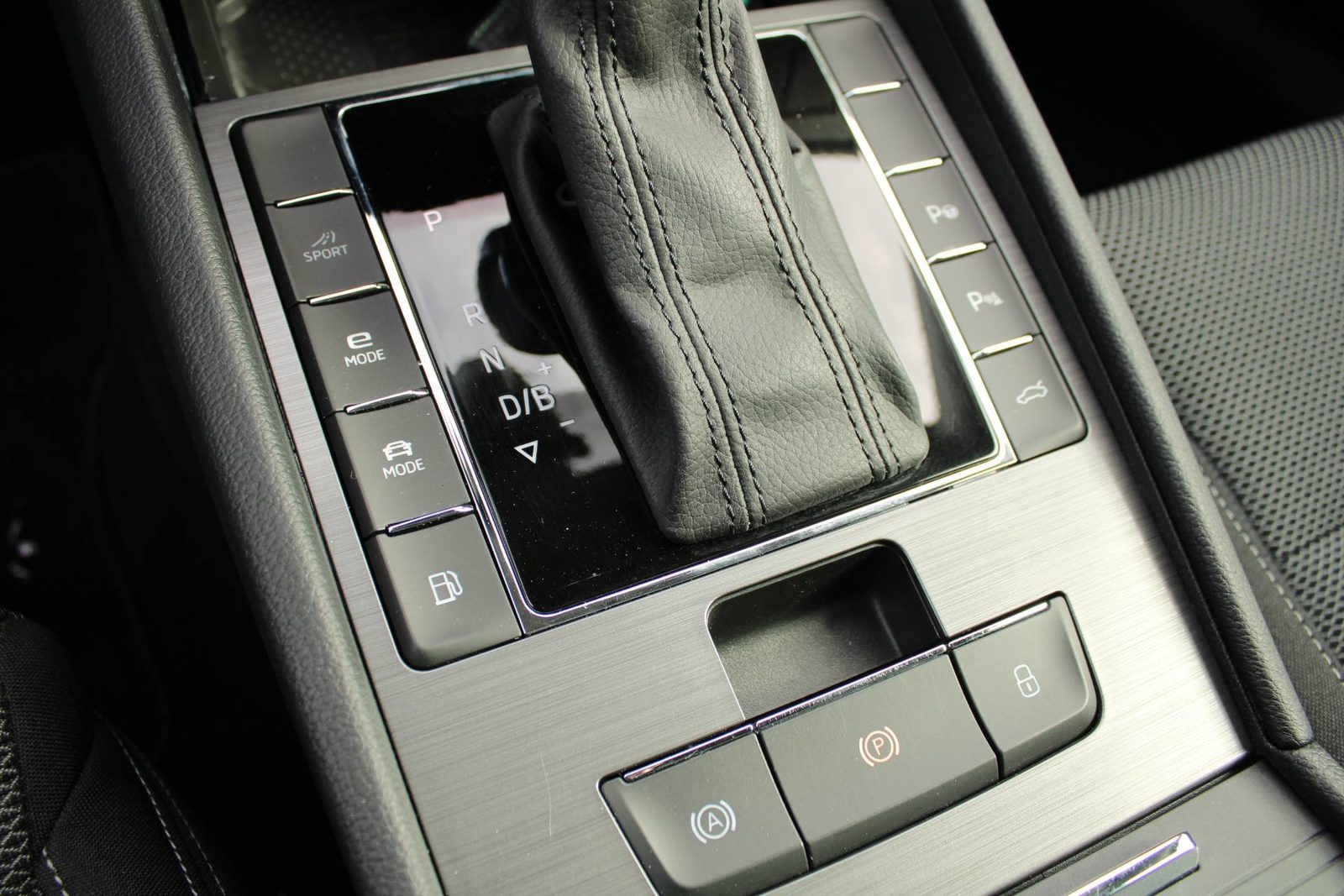 2021 Škoda Superb Combi — fotografija 21