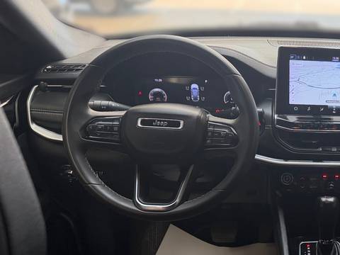 2022 Jeep Compass — sličica 16