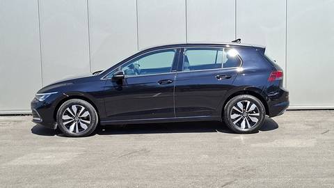 2023 Volkswagen Golf — sličica 2